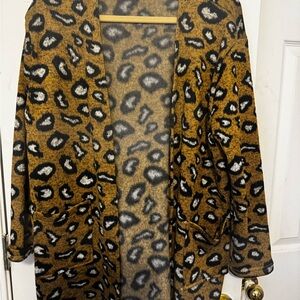 Stylish Leopard Print Cardigan